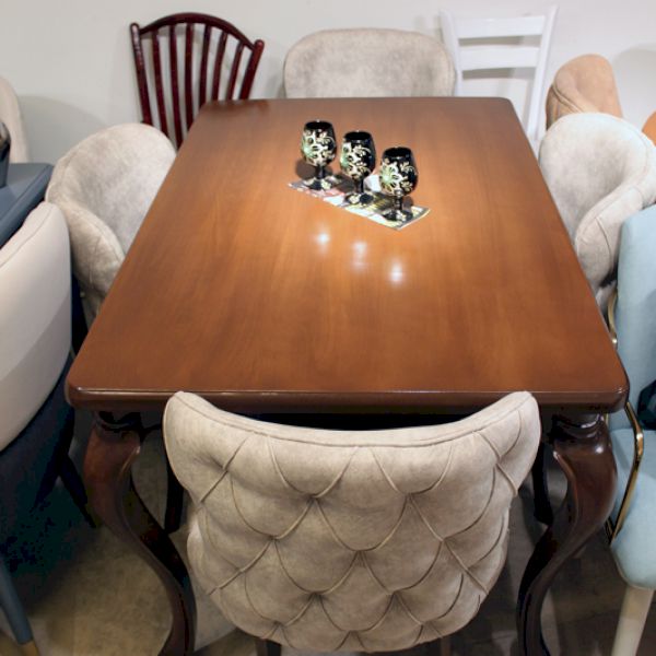 میز و صندلی گالری حق‌وردی کد4